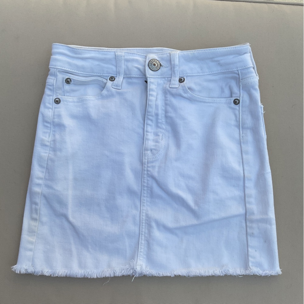 American Eagle Outfitters White Jean Skirt, Size 00
